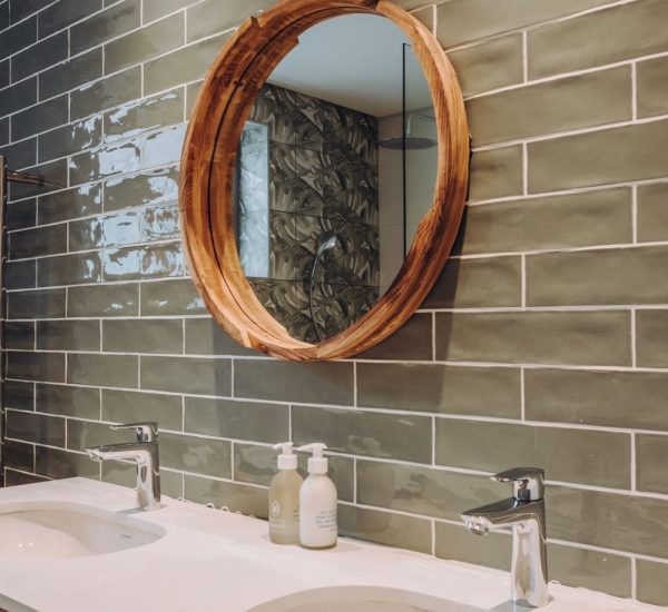 Beach Villa Bathroom